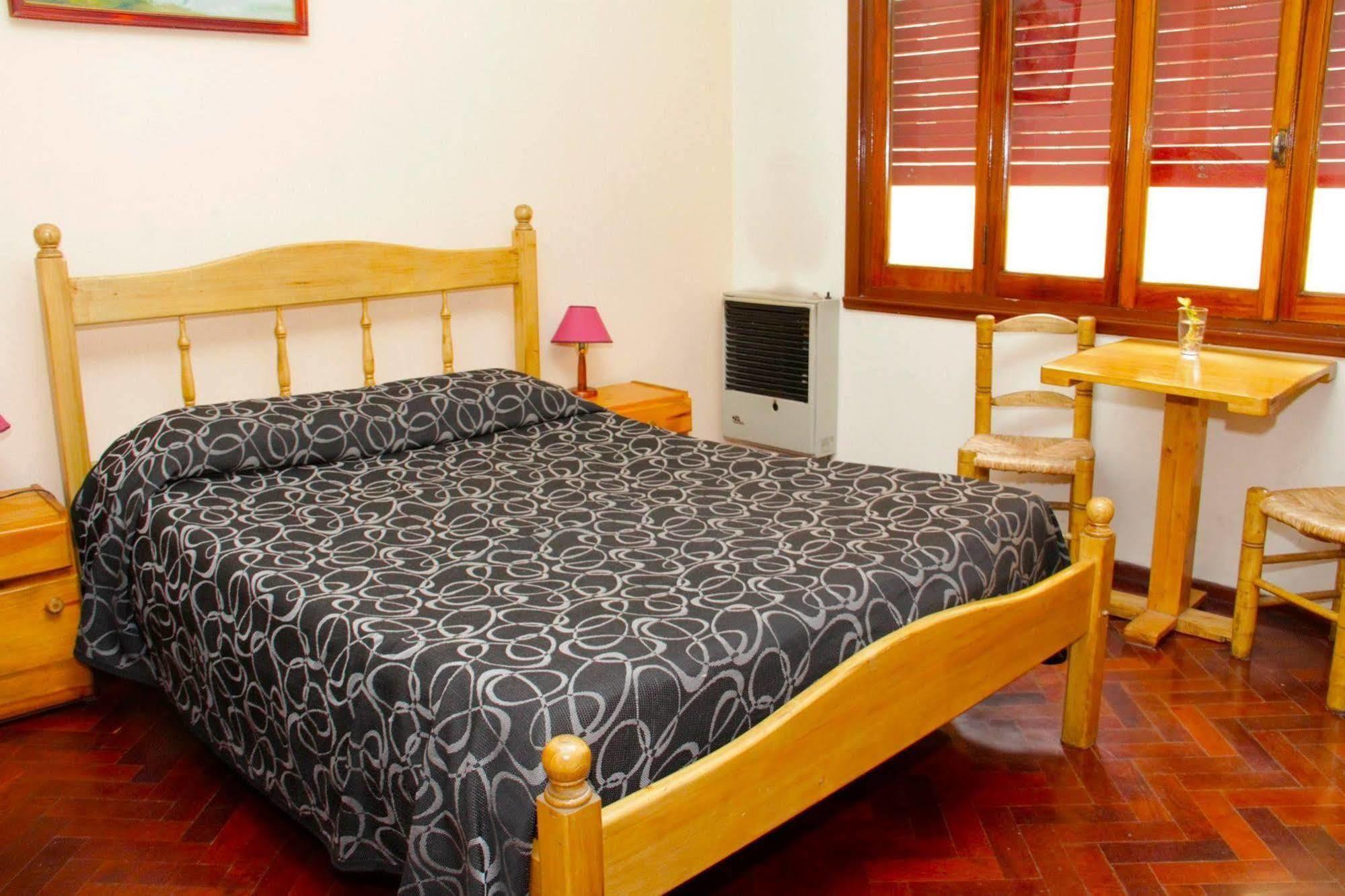 Hostal Confluencia Мендоса Екстер'єр фото